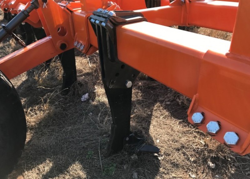 TTQ Multishank Tillage Equip
