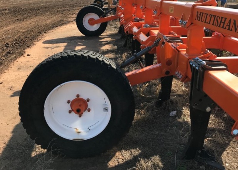 TTQ Multishank Tillage Equip