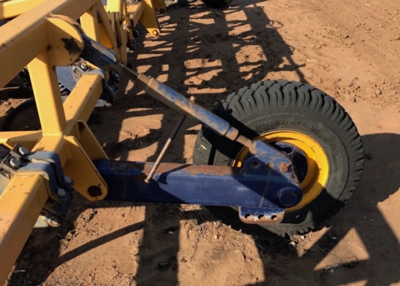 Custom 9 metre Tillage Equip
