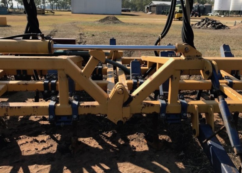 Custom 9 metre Tillage Equip