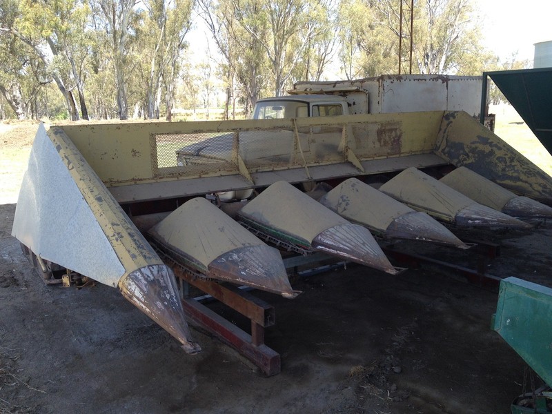 Kew Corn Front 6 Row Harvester