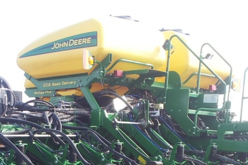 2014 JOHN DEERE 1790 Seeding Planting Equip
