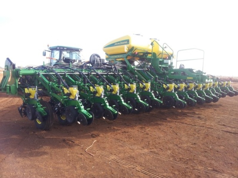 2014 JOHN DEERE 1790 Seeding Planting Equip