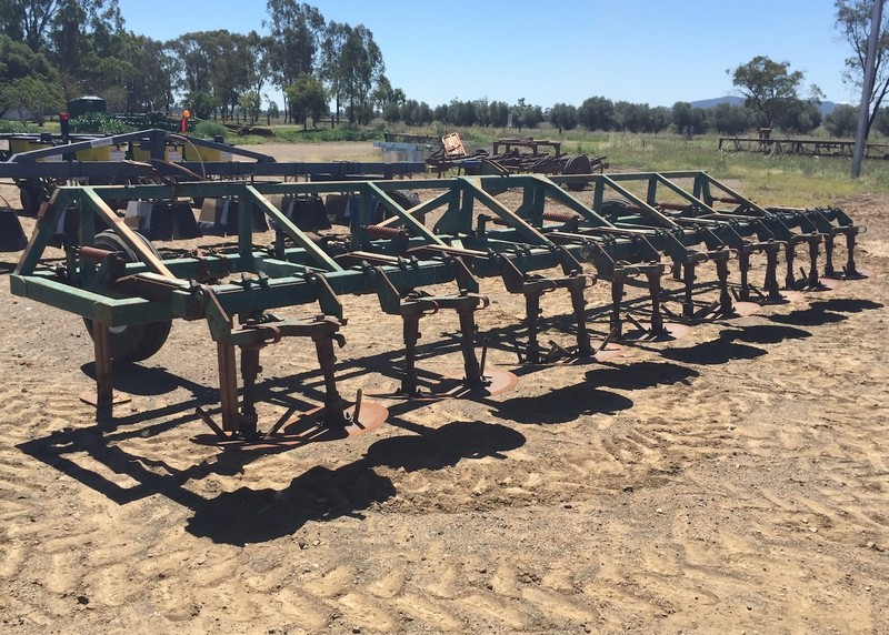 Janke 8 Row Tillage Equip
