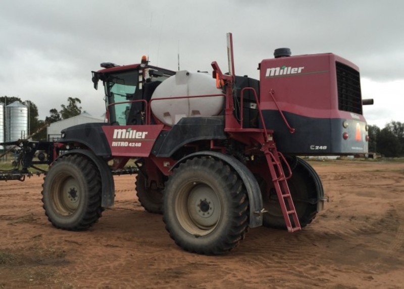Miller Nitro 4240 Sprayer