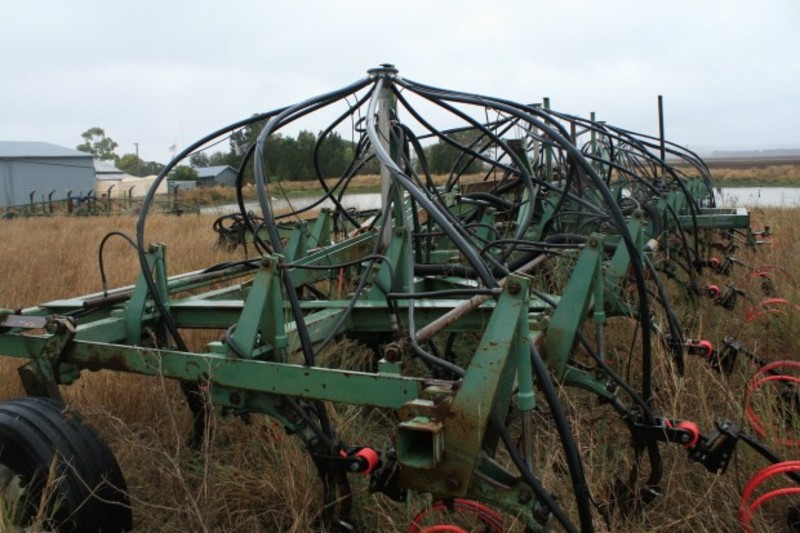 John Shearer Econo Draft planters