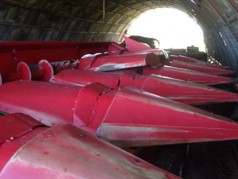 MASSEY FERGUSON 1100 Harvester Header