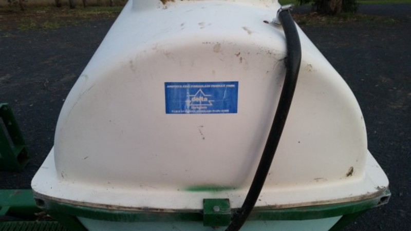 Custom Saddle Tank 600l Sprayer