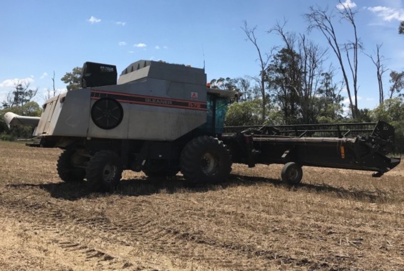 Agco Gleaner R72 Harvester