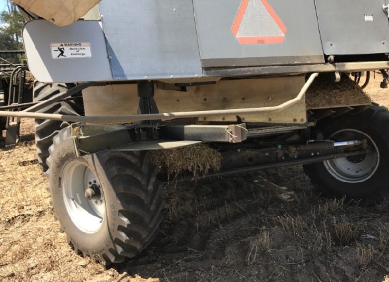 Agco Gleaner R72 Harvester