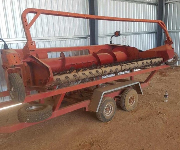 Case IH 2388 Harvester Header