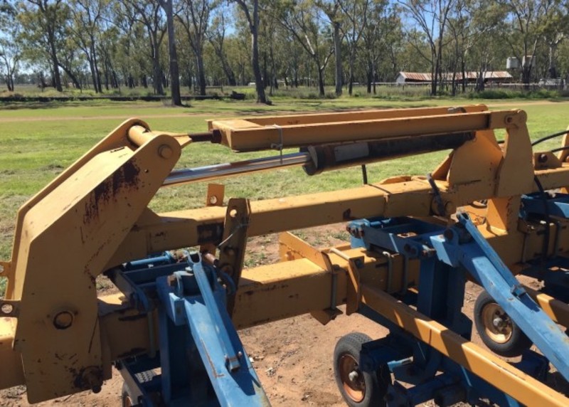 Custom Rowcrop Cultivator 8m 