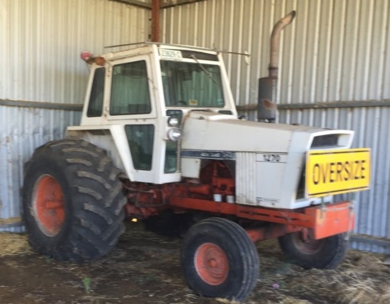 Case IH 1270 Tractor
