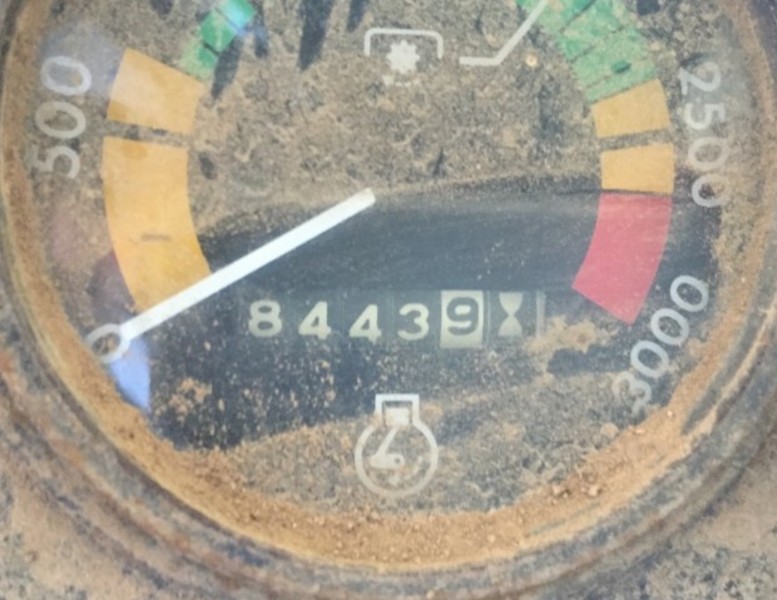 Case IH 1270 Tractor
