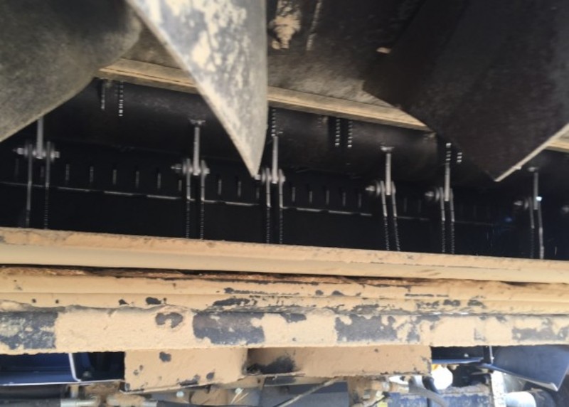 NEW HOLLAND CR8090 Harvester Header