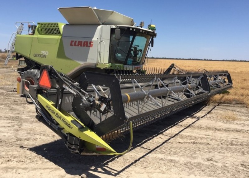 Claas Lexion 750TT HARVESTER