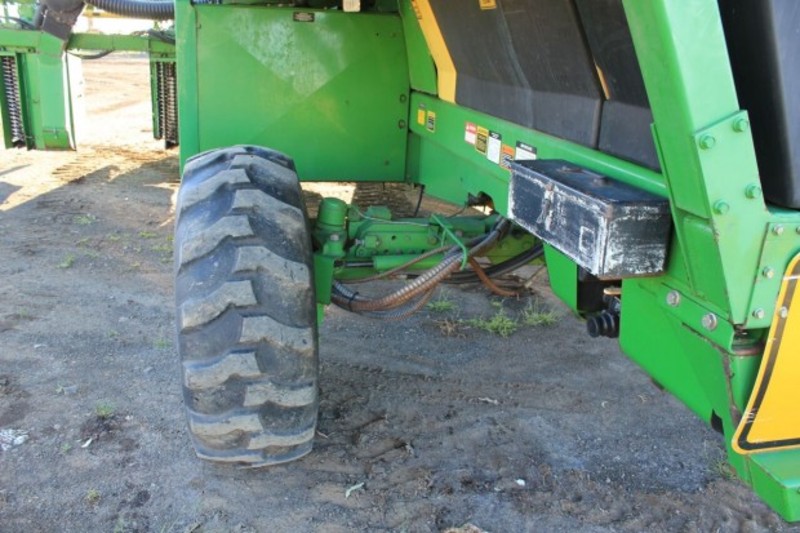 JOHN DEERE 9976 Harvester