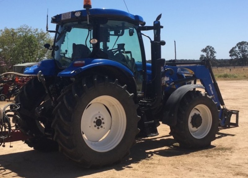 NEW HOLLAND T6050 plus Tractor