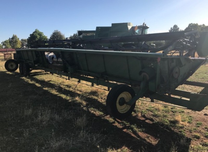 JOHN DEERE 9600 Harvester