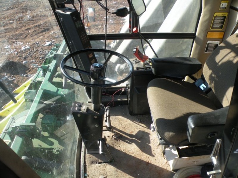 JOHN DEERE 9976 Harvester