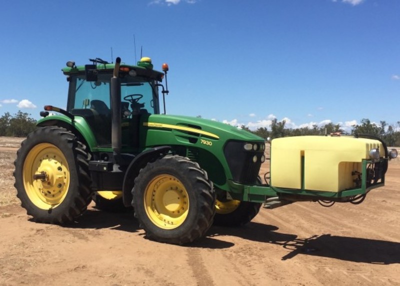 JOHN DEERE 7930 Tractor