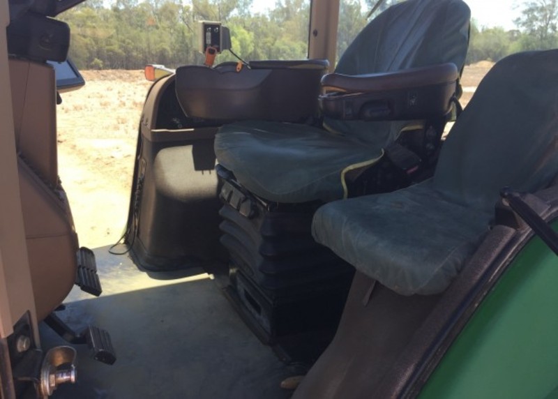 JOHN DEERE 7930 Tractor