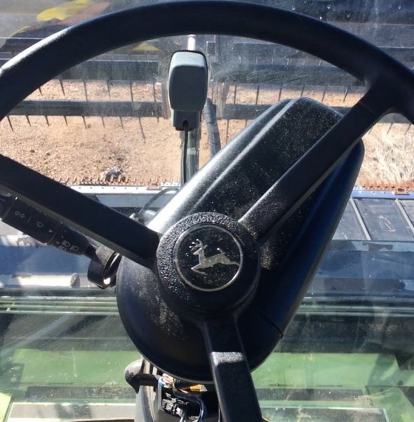 Claas LEXION 740 Harvester
