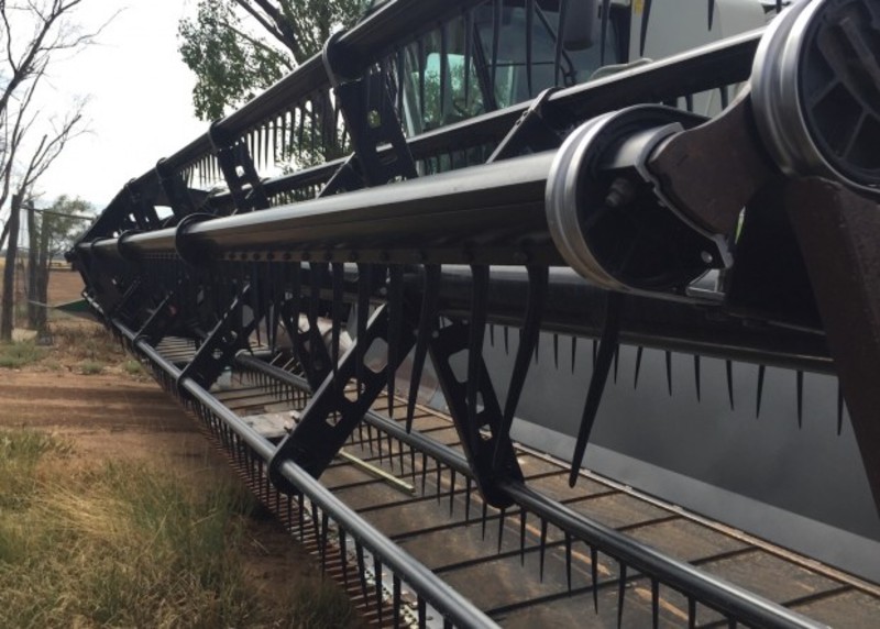 Claas LEXION 740 Harvester