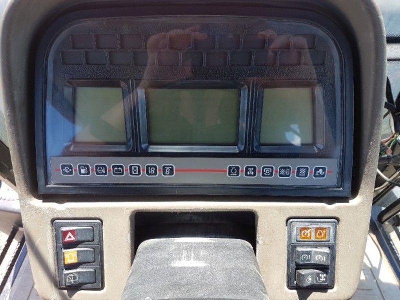 Case IH MXM175 Tractor