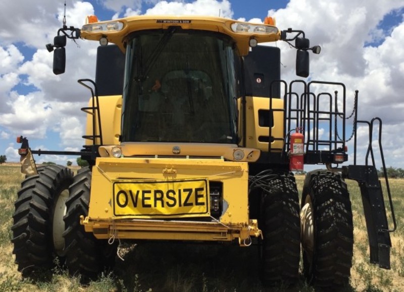 2004 NEW HOLLAND CR970 Harvester Header