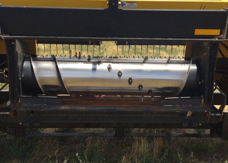 2004 NEW HOLLAND CR970 Harvester Header