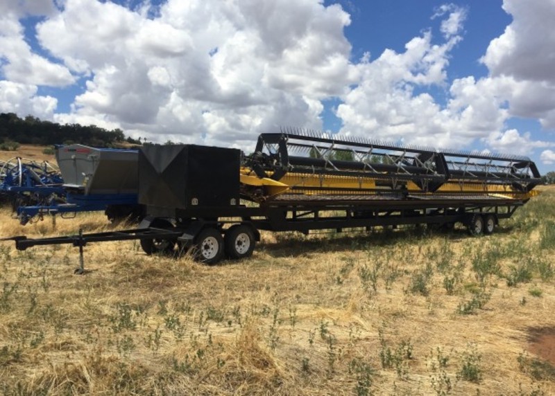 2004 NEW HOLLAND CR970 Harvester Header