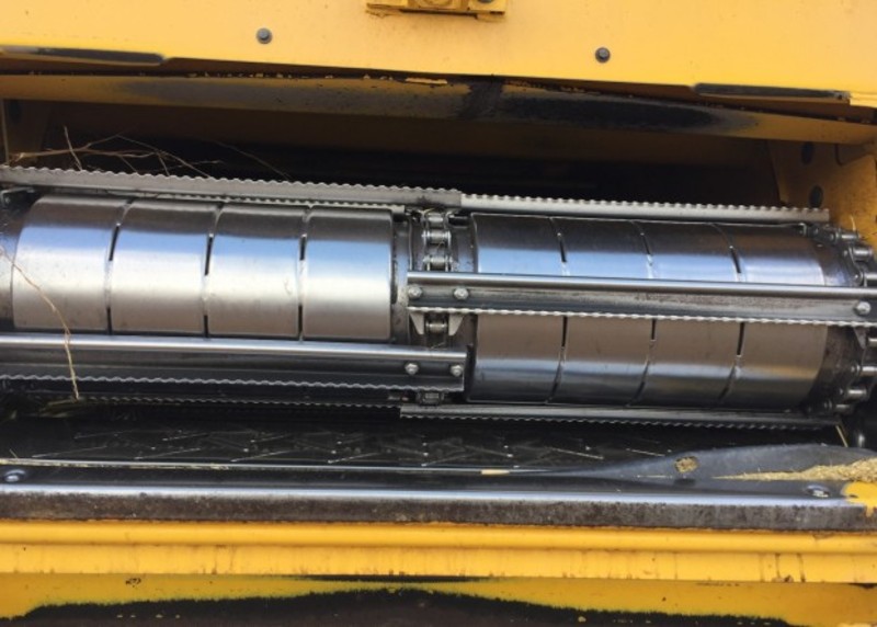 NEW HOLLAND CR9070 Harvester Header