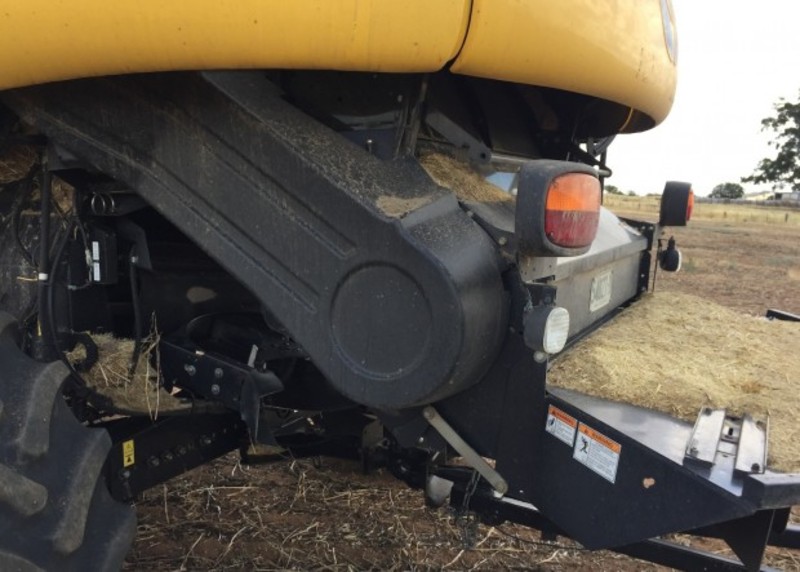NEW HOLLAND CR9070 Harvester Header