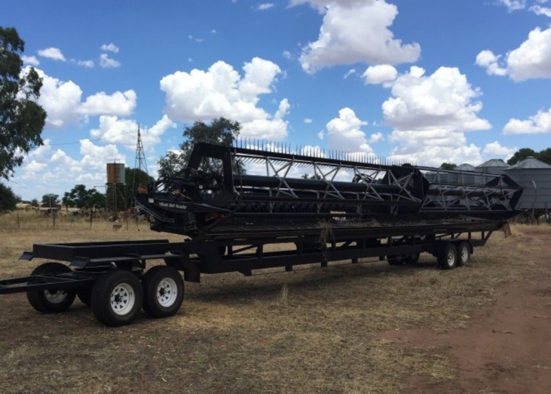 NEW HOLLAND CR9070 Harvester Header