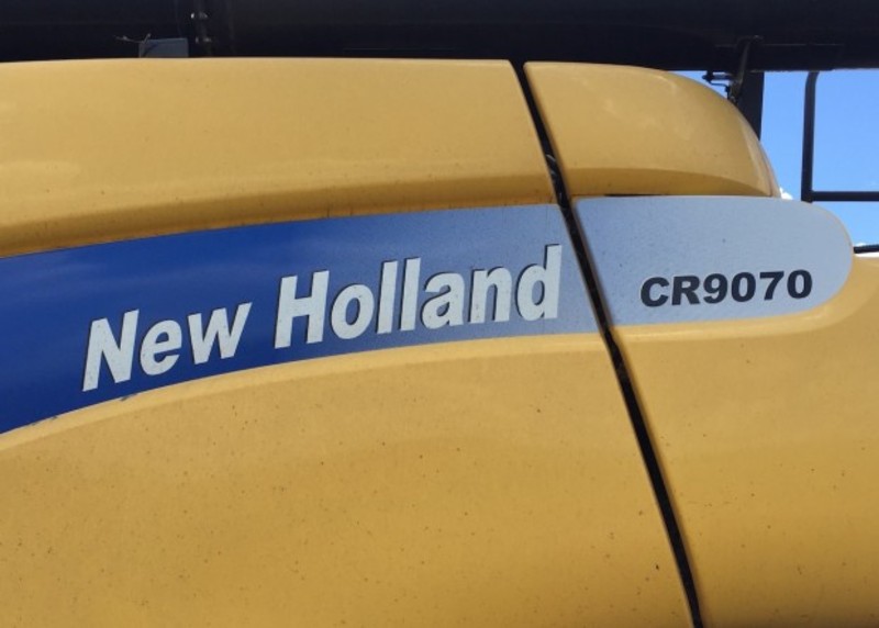 NEW HOLLAND CR9070 Harvester Header