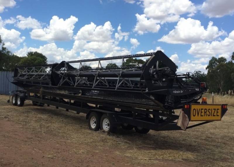 NEW HOLLAND CR9070 Harvester Header
