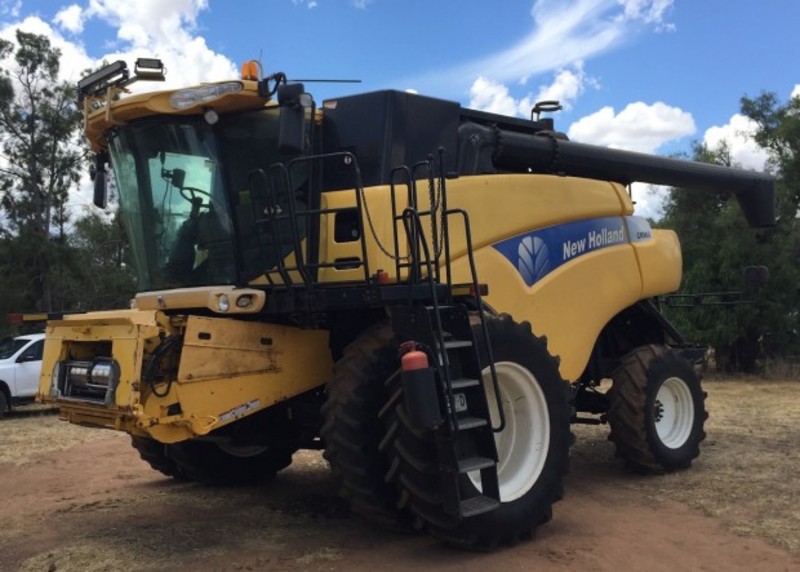 NEW HOLLAND CR960 Harvester Header