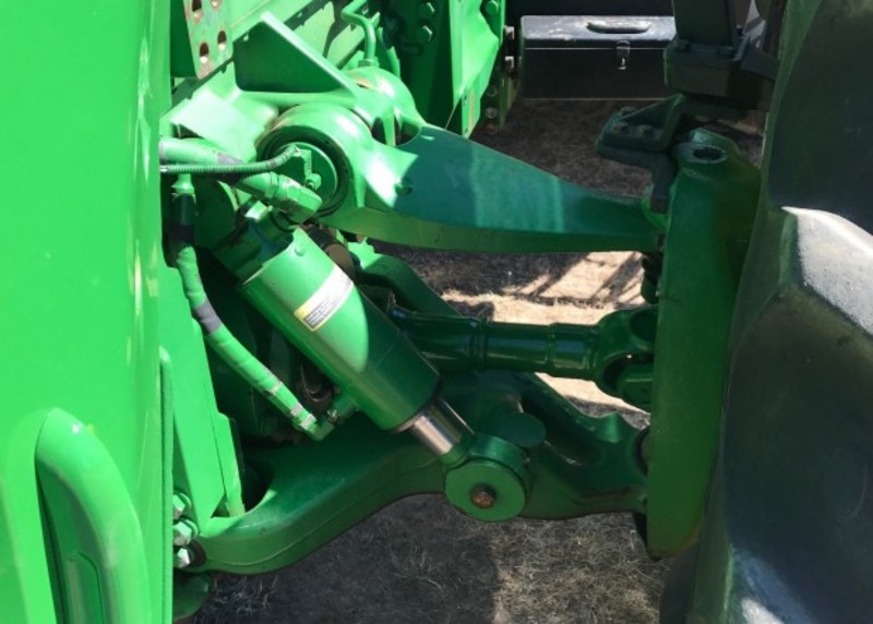 JOHN DEERE 8320 Tractor