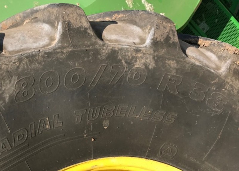 JOHN DEERE S670 Harvester/Header
