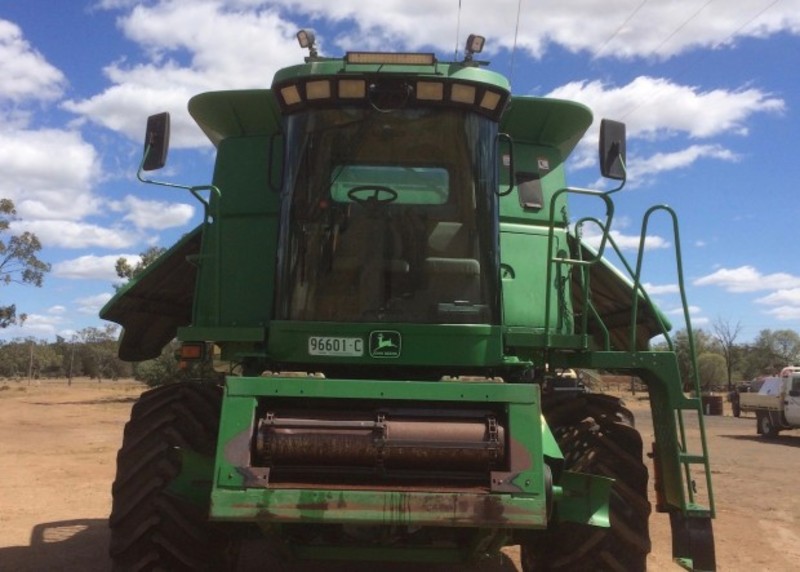 JOHN DEERE 9750 STS Harvester 