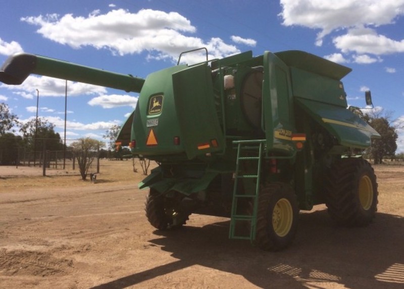 JOHN DEERE 9750 STS Harvester 