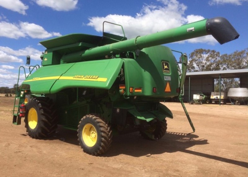JOHN DEERE 9750 STS Harvester 