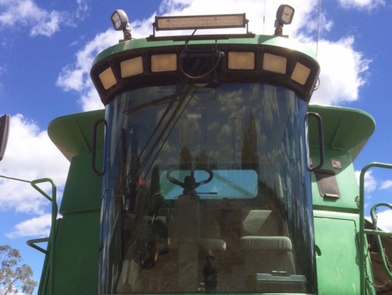 JOHN DEERE 9750 STS Harvester 
