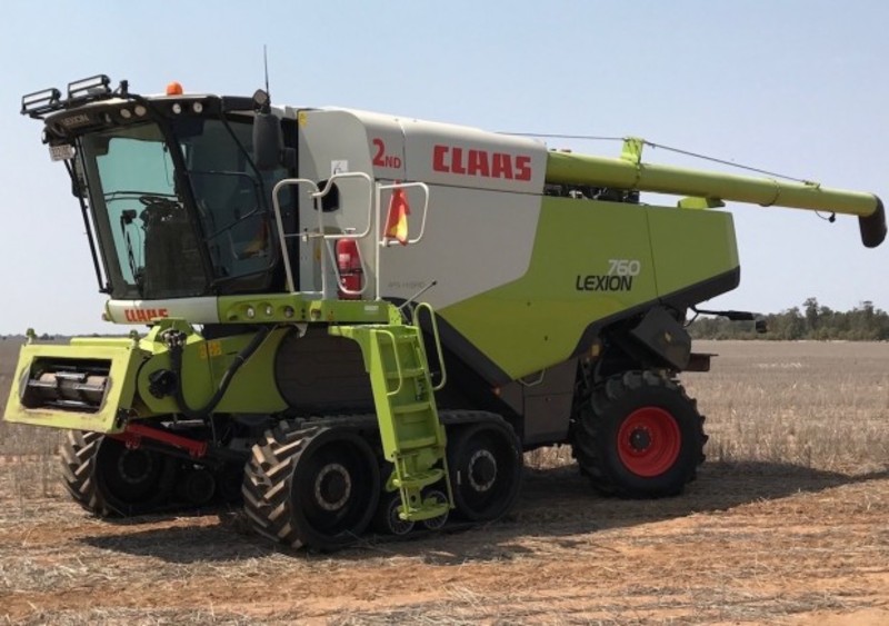 2015 Claas Lexion 760TT Harvester
