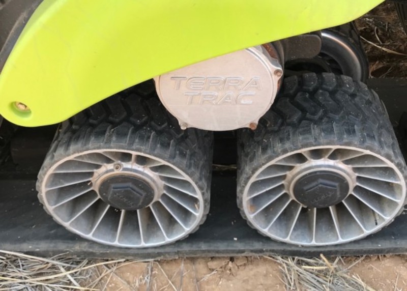 2015 Claas Lexion 760TT Harvester