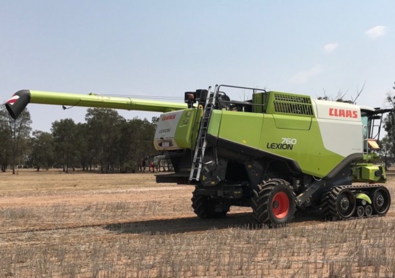 2015 Claas Lexion 760TT Harvester