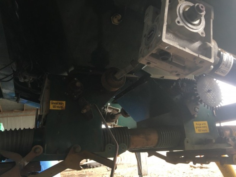 Simplicity FM2-2500 air seeder