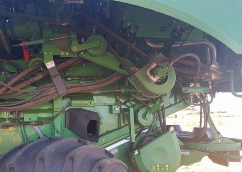 2013 JOHN DEERE S680 Harvester