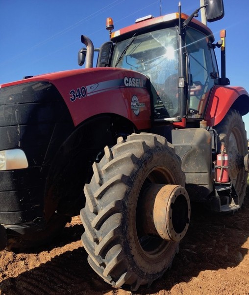 Case IH Magnum 340 Tractor
